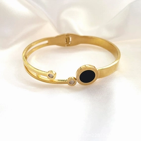 Wholesale Disc Geometric Hollow Diamond Bracelet Stainless Steel 18K Gold Plated Bracelet