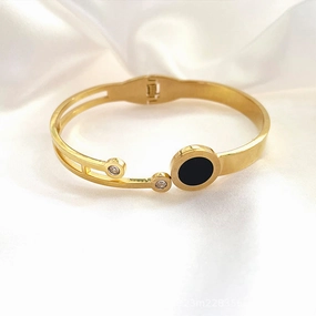 Wholesale Disc Geometric Hollow Diamond Bracelet Stainless Steel 18K Gold Plated Bracelet