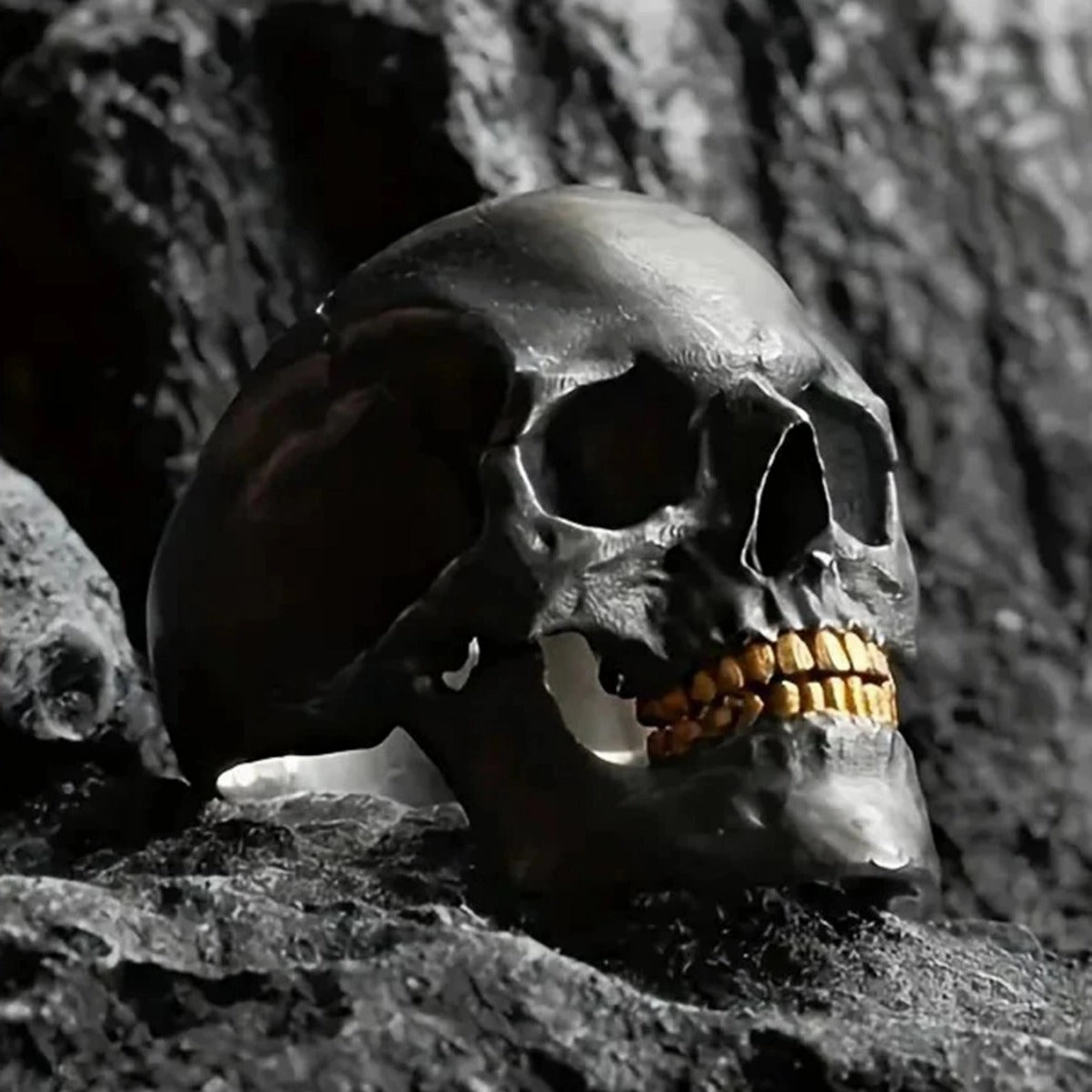 Wholesale Distressed skull ring retro punk style skull ring