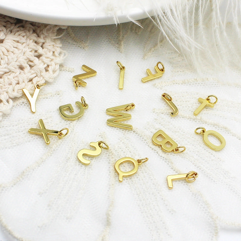 Wholesale DIY Copper Plated 18K Gold Glossy 26 Letter Necklace Bracelet Pendant Pendant