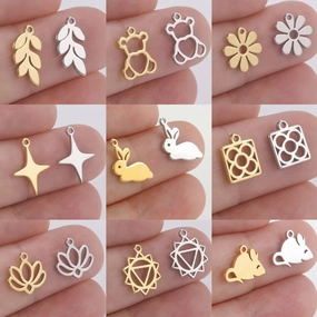 Wholesale DIY Cute Cartoon Jewelry Bear Leaf Star Bracelet