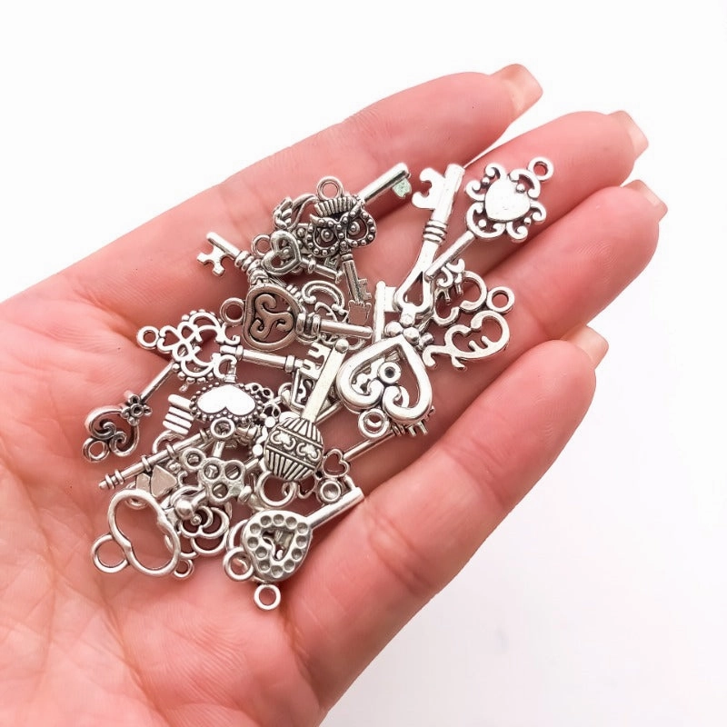 Wholesale DIY Love Handmade Vintage Silver Small Key Necklace Pendant Accessories