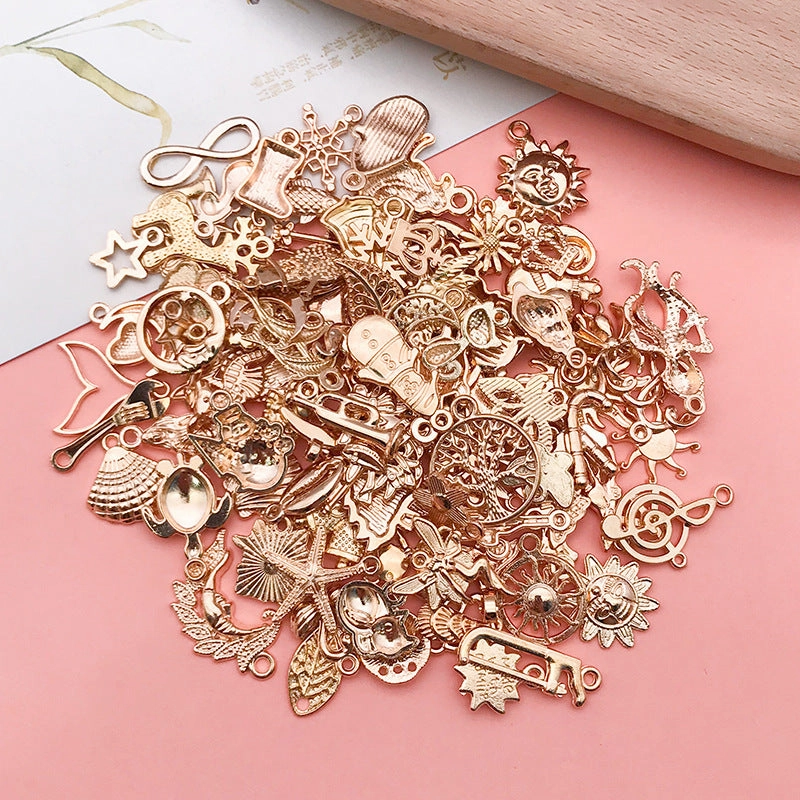 Wholesale DIY Retro Alloy KC Gold Necklace Pendant Accessories