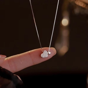 Wholesale Double love zircon light luxury versatile niche design heart-shaped pendant clavicle chain
