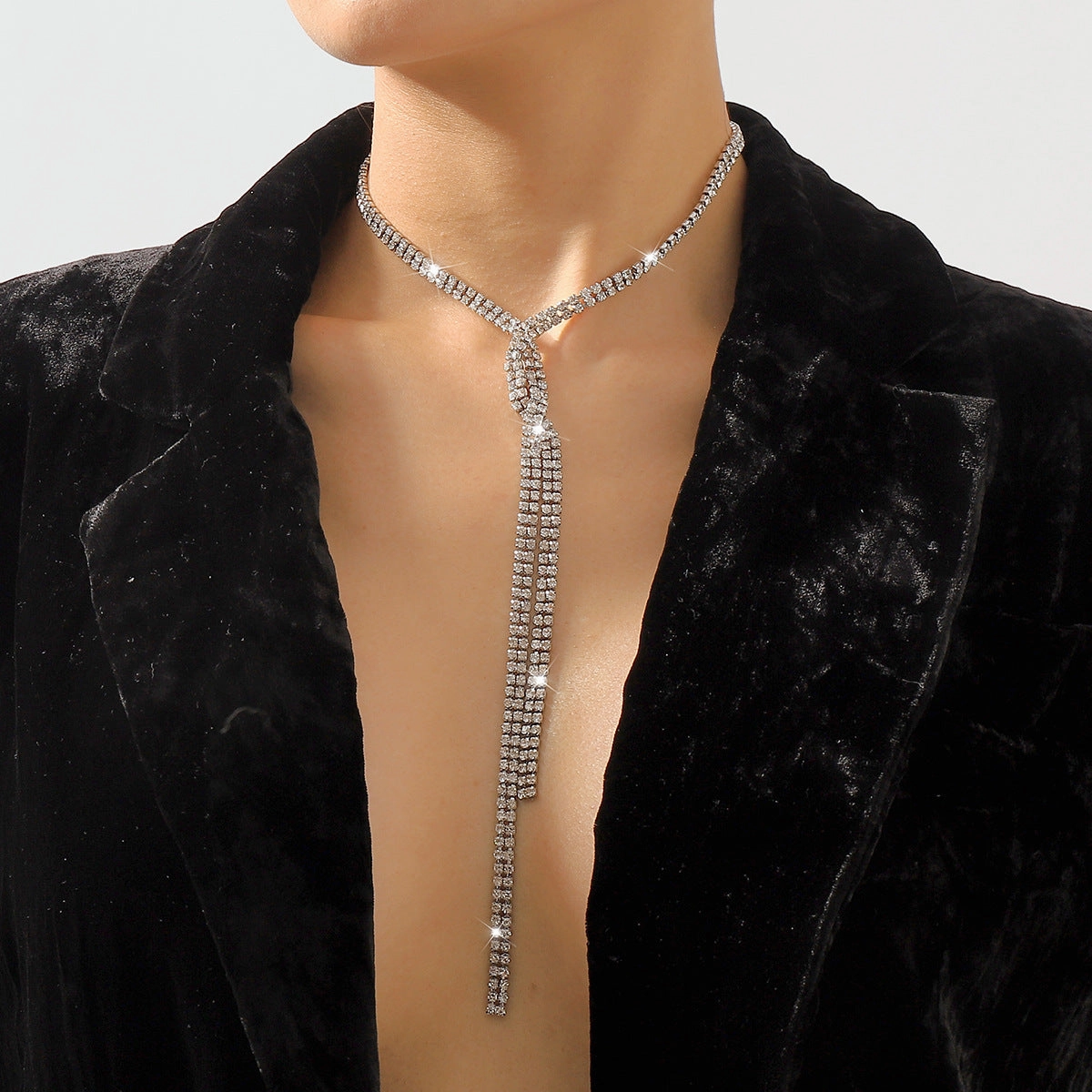 Wholesale Double Row Diamond Wrap Tassel Claw Chain Necklace