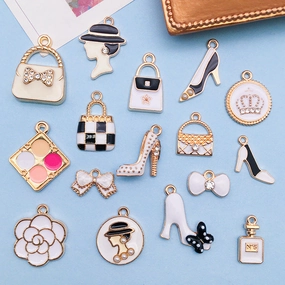 Wholesale Dripping Oil White Urban Beauty Alloy Cartoon Necklace Bracelet Pendant