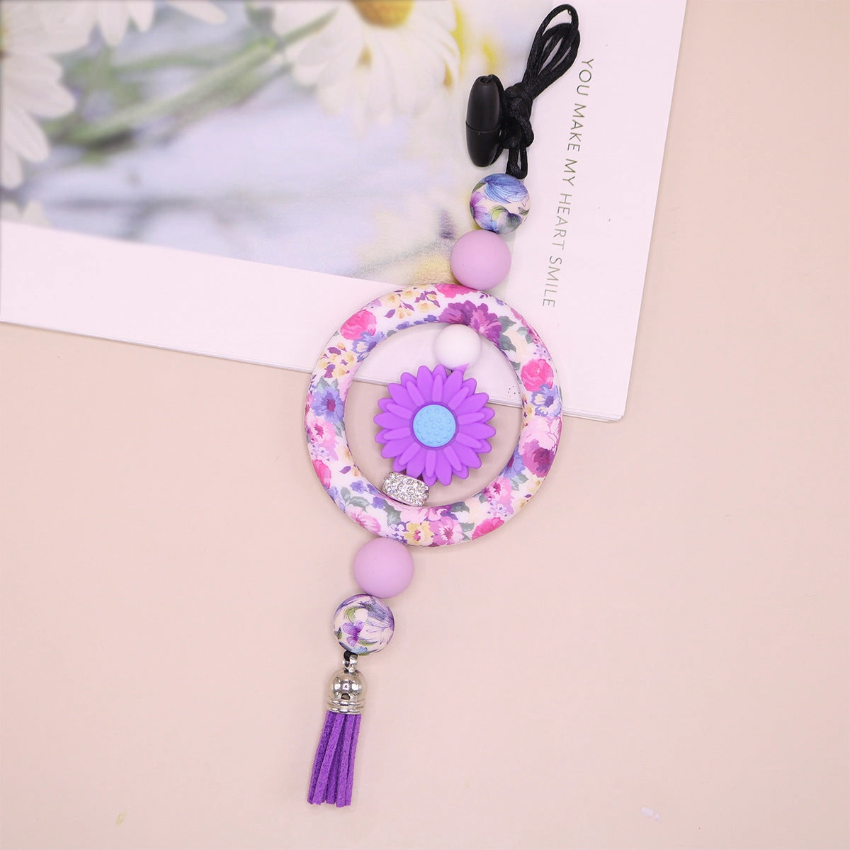 Wholesale Eco-friendly Silicone Ring Christmas Bull Head Cross Flower Creative Sweater Chain