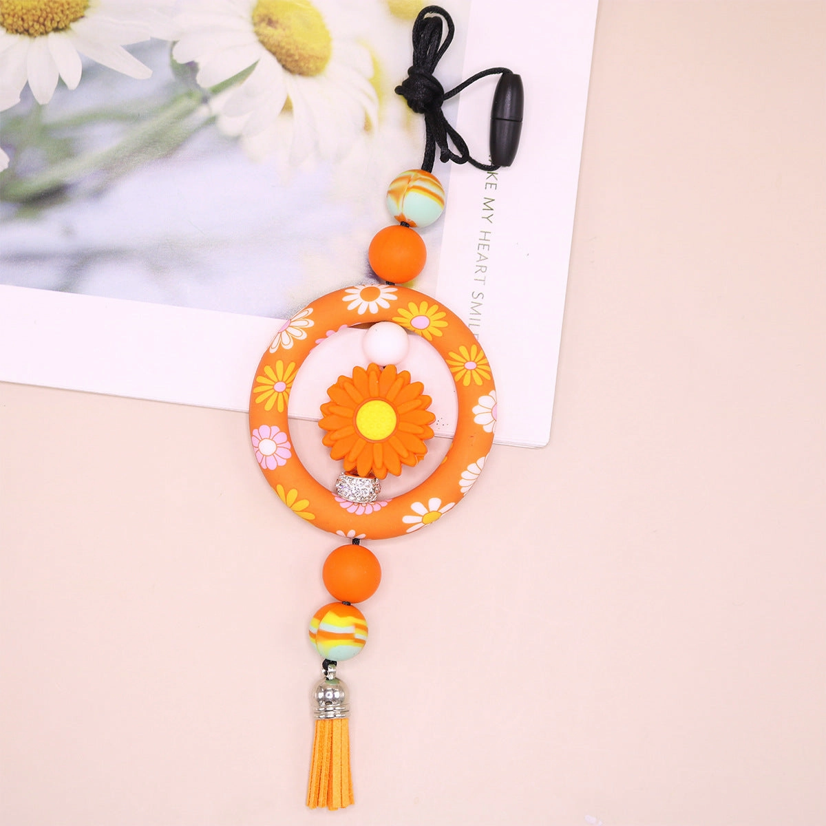 Wholesale Eco-friendly Silicone Ring Christmas Bull Head Cross Flower Creative Sweater Chain