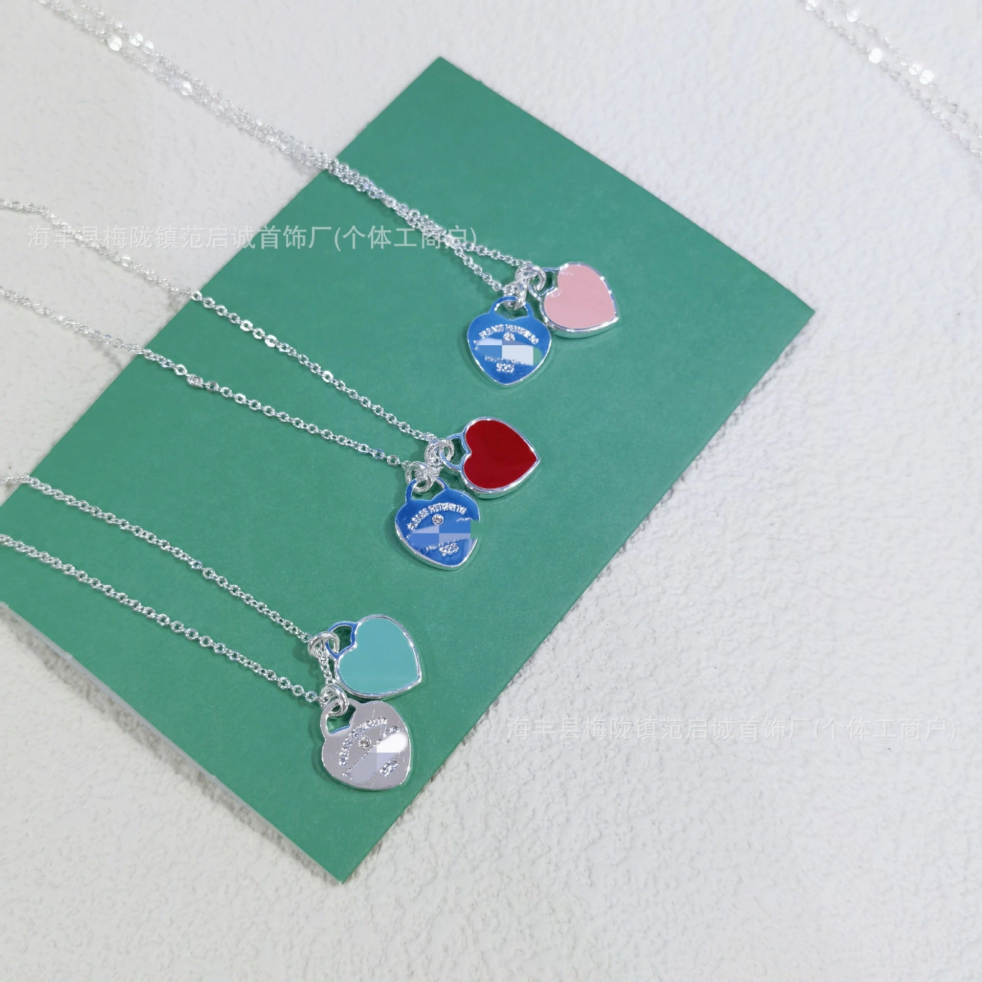 Wholesale Epoxy diamond gold-plated heart clavicle necklace