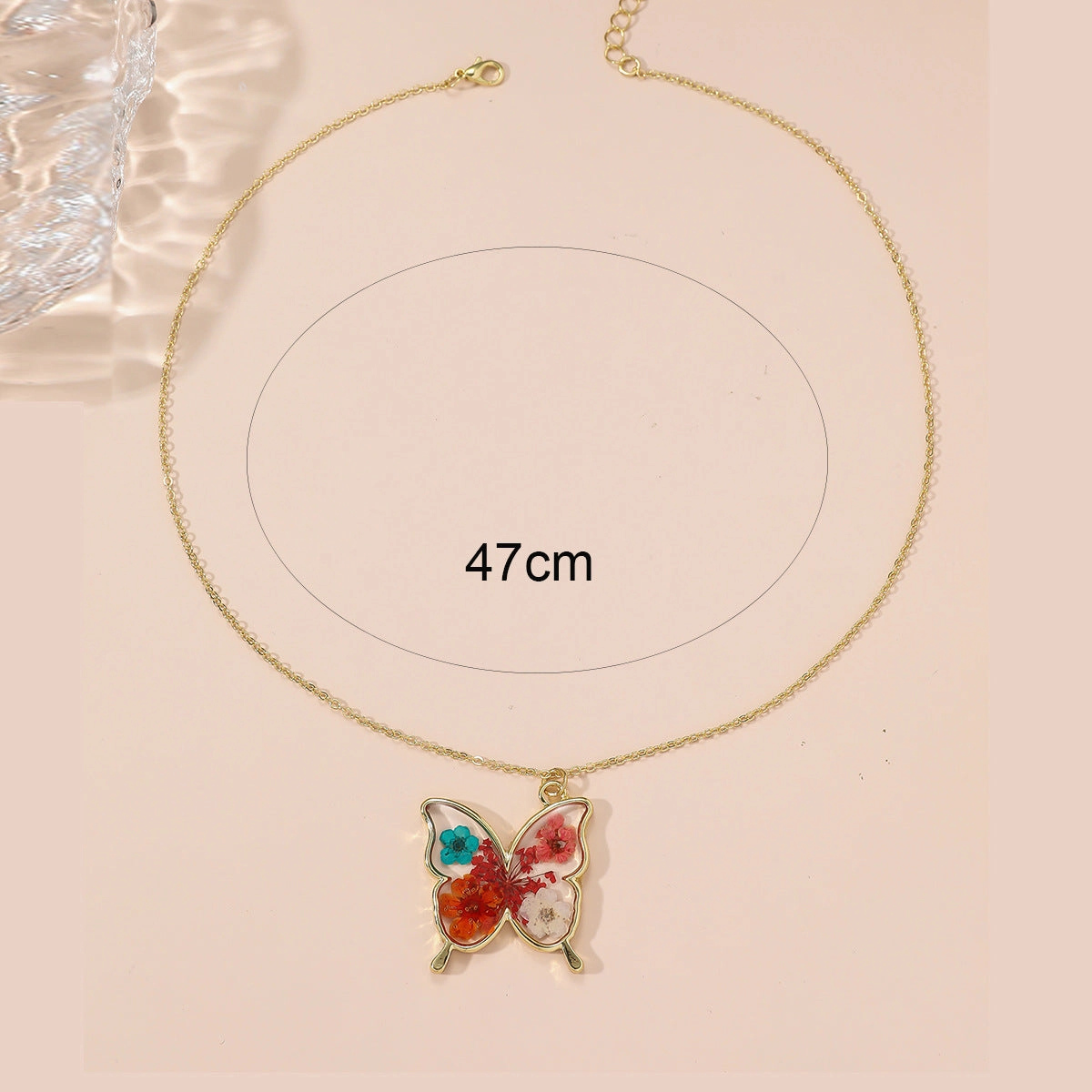 Wholesale Eternal Flower Resin Epoxy Butterfly Gypsophila Flower Pendant Necklace