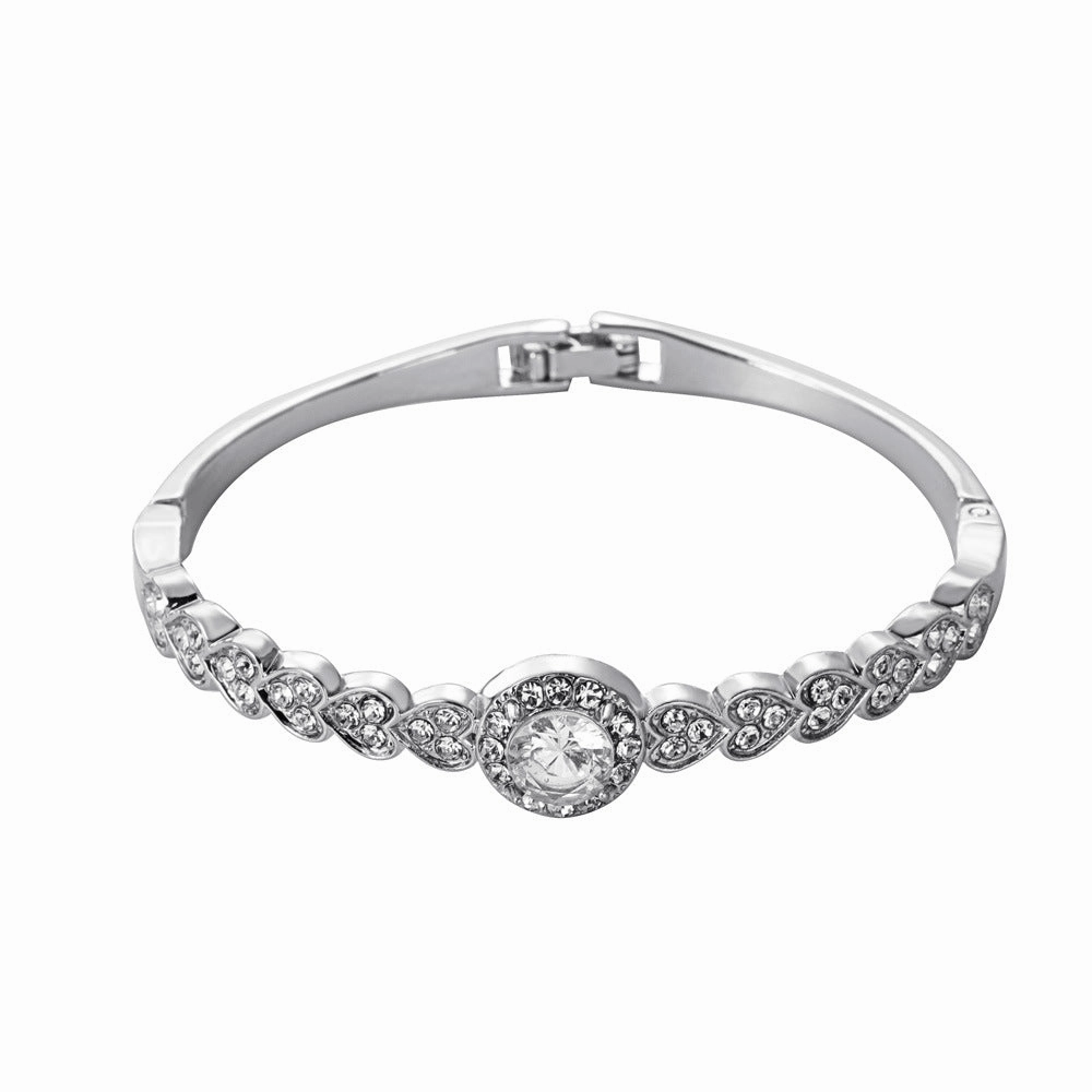 Wholesale European and American Metal Diamond Bracelets Retro Full of Diamond Hearts