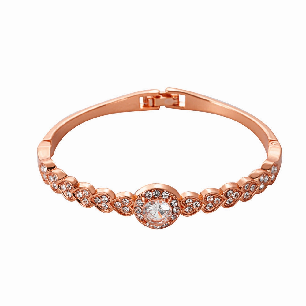 Wholesale European and American Metal Diamond Bracelets Retro Full of Diamond Hearts
