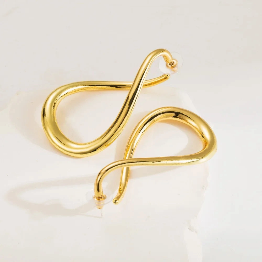 Wholesale Exaggerated cold style irregular silver needle earrings