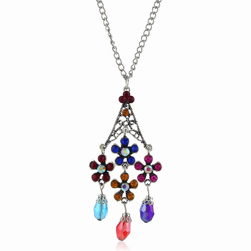 Wholesale Exaggerated diamond-inlaid hollow floral crystal tassel necklace vintage choker
