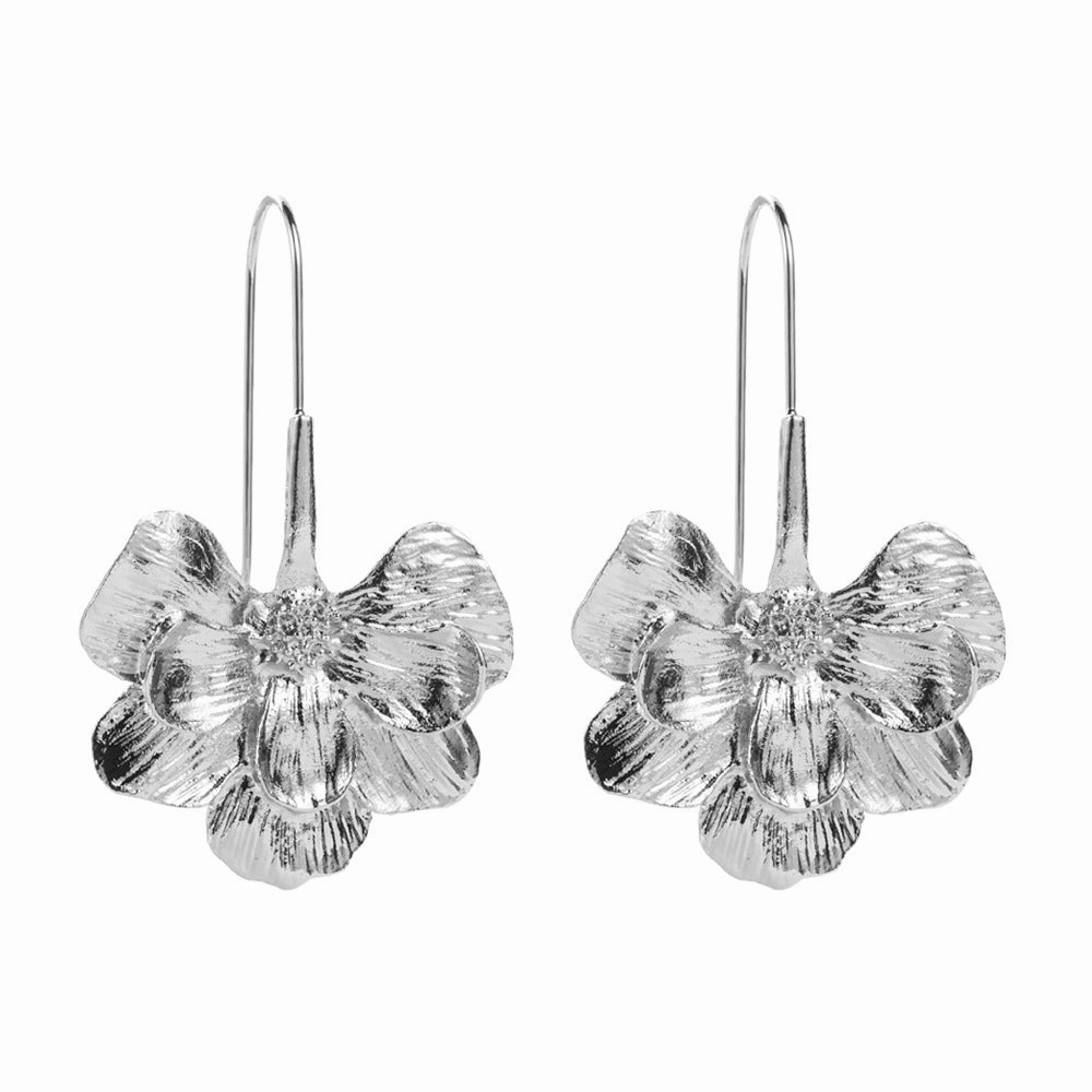 Wholesale Exaggerated Fashion Long Flower Simple Gold Temperament Earrings