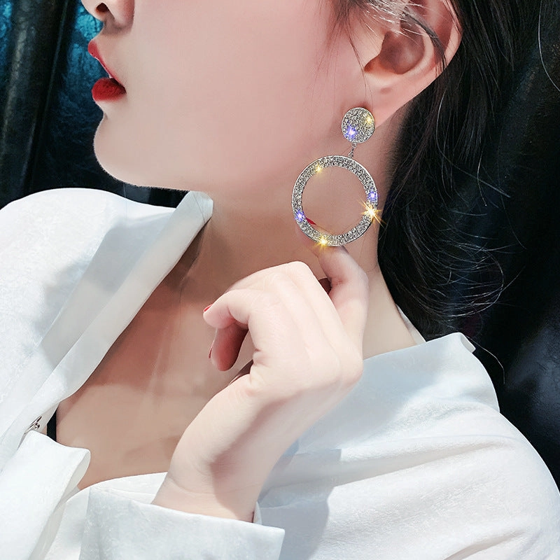 Wholesale Exaggerated Geometric Round Shape with Diamonds and Versatile Circle Earrings