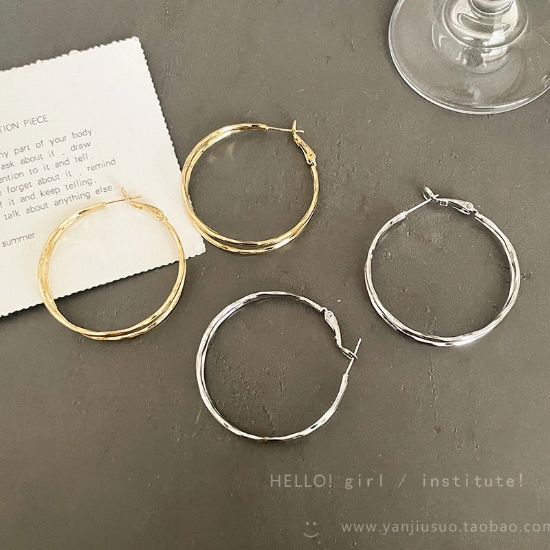 Wholesale Exaggerated hoop earrings light luxury high-end earrings