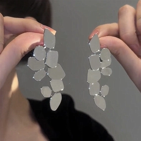 Wholesale Exaggerated irregular leaf earrings