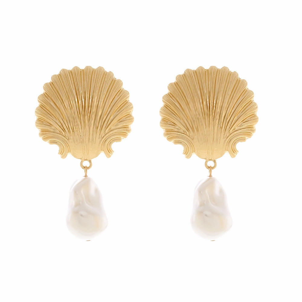 Wholesale Exaggerated Shell Baroque Pearl Pendant