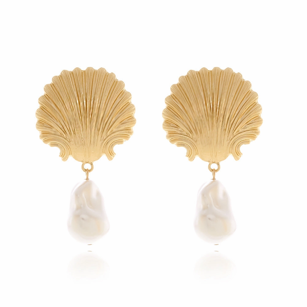 Wholesale Exaggerated Shell Baroque Pearl Pendant