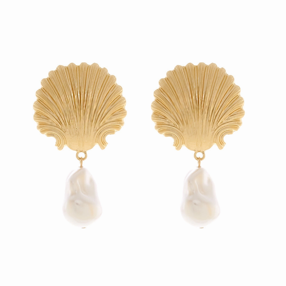 Wholesale Exaggerated Shell Baroque Pearl Pendant