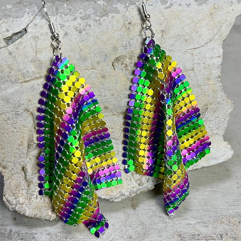 Wholesale Eye-catching and Exaggerated Shiny Gretel Feather Metal Mesh Earrings