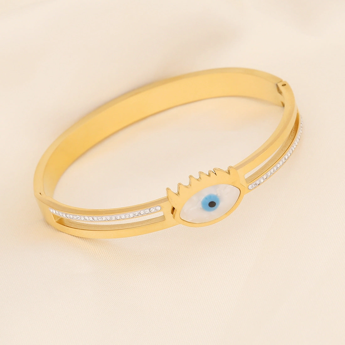 Wholesale Eye Fashion Full Diamond Stainless Steel Bracelet