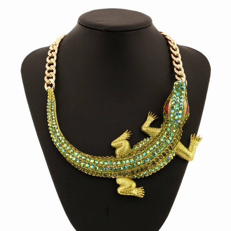 Wholesale Fashion Exaggerated Diamond Set Noble Crocodile Necklaces