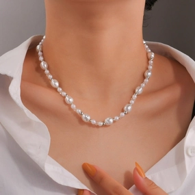 Wholesale Fashion Imitation Pearl Simple Temperament Transparent Crystal Necklace