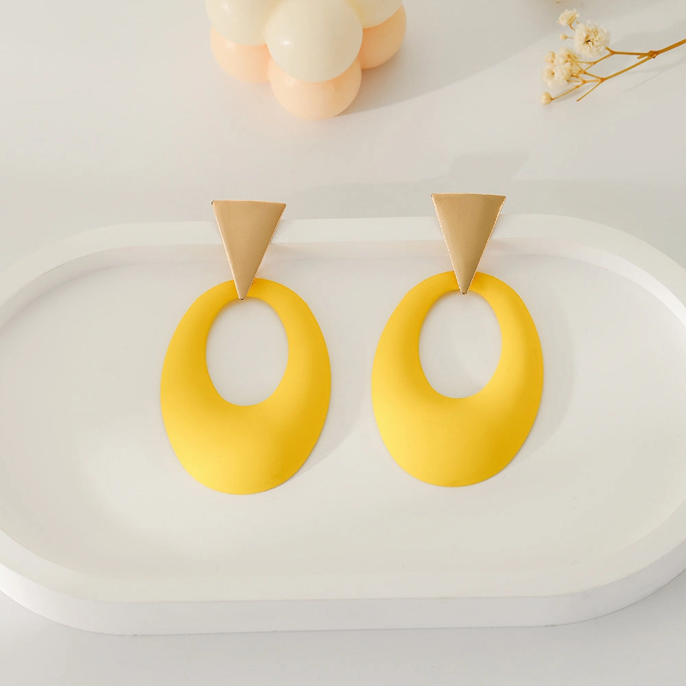 Wholesale Fashion Metal Spray Paint Hollow Oval Large Earrings