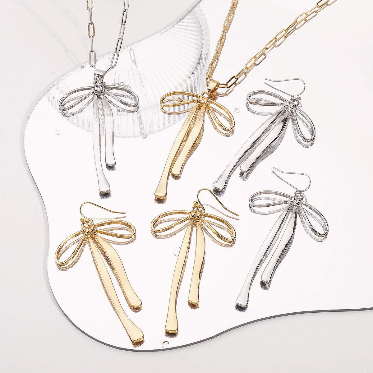 Wholesale Fashion Retro Ins Style Big Butterfly Combined with Gold Earrings and Necklace