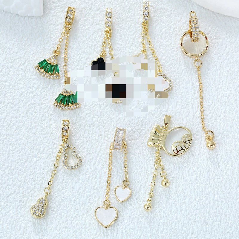 Wholesale Fashion Simple Tassel Micro-inlaid Diamond Copper Plated Real Gold Four-leaf Clover Lucky Grass Pendant