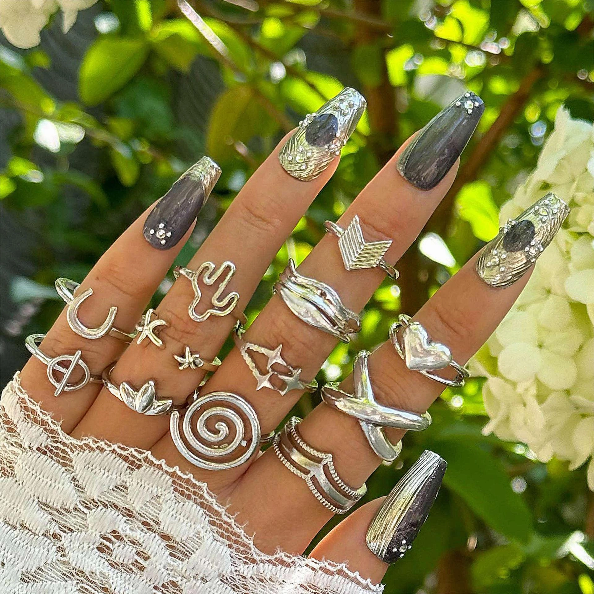 Wholesale Fashionable and versatile leaf heart personality geometric ring set