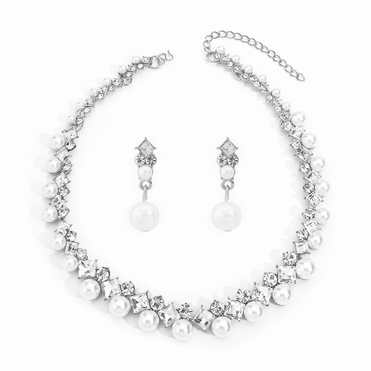Wholesale Fashionable Diamond Pearl All-match Earrings and Necklace