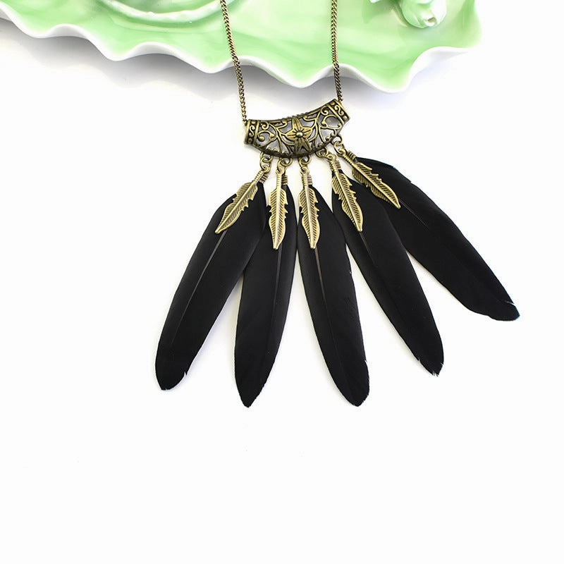 Wholesale Feather Indians Weave Chains of Vintage Leaf Sweaters
