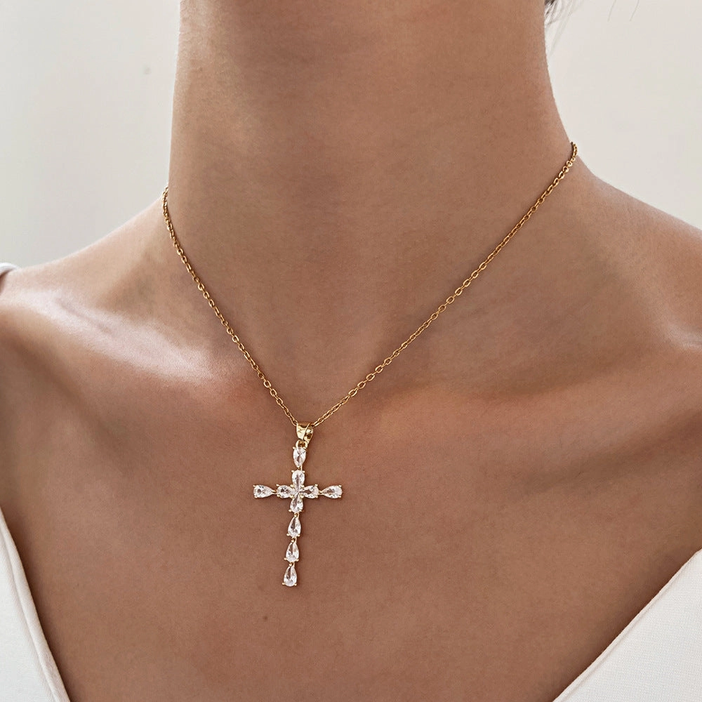 Wholesale Female Cross Creative Design Geometric Lockbone Punk Hip-hop Necklace Chain