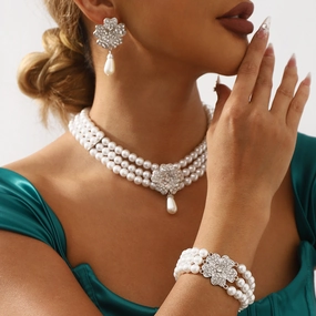 Wholesale Flower Diamond White Pearl Earrings Bracelet Necklace