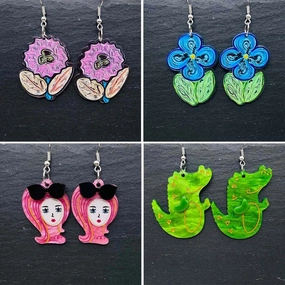 Wholesale Flower Girls Crocodile Acrylic Earrings