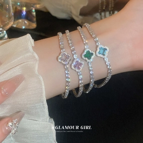 Wholesale Flower Simple Zircon Bracelet