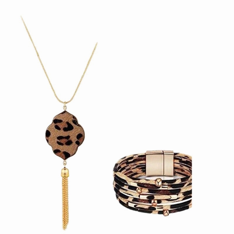 Wholesale Four Leaf Clover Horsehair Leopard Tassel Long Earring Bracelet Set