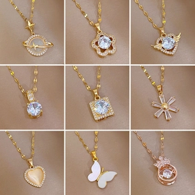 Wholesale Four Leaf Flower Titanium Steel Necklaces