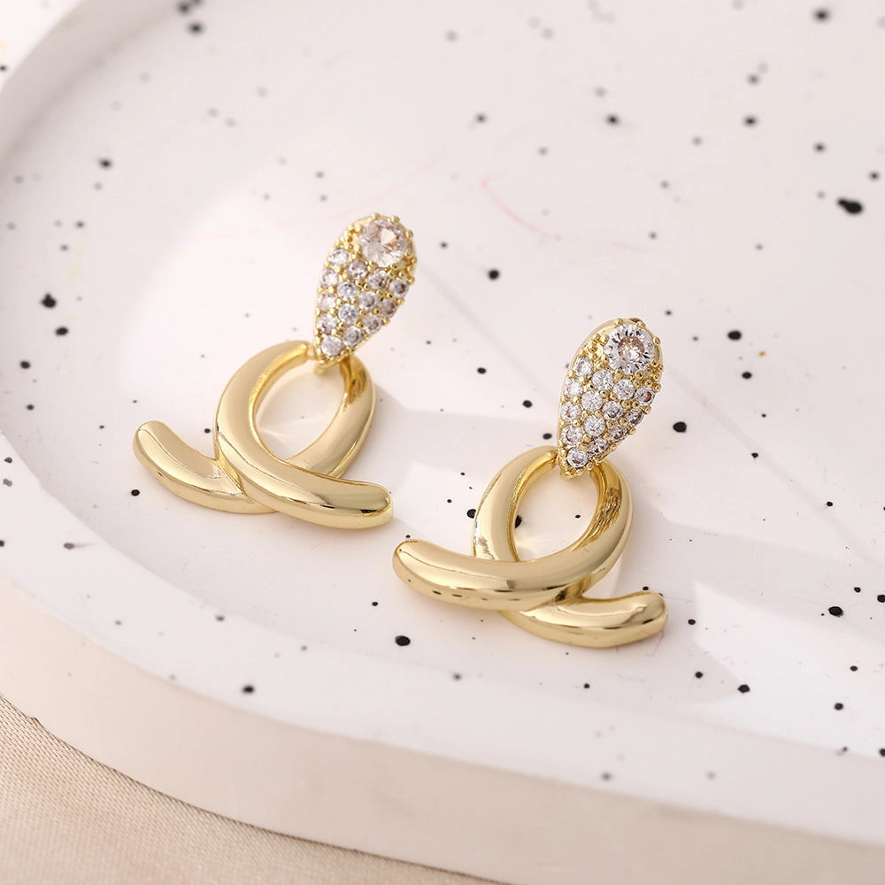 Wholesale French Exquisite Simple Elegant Earrings