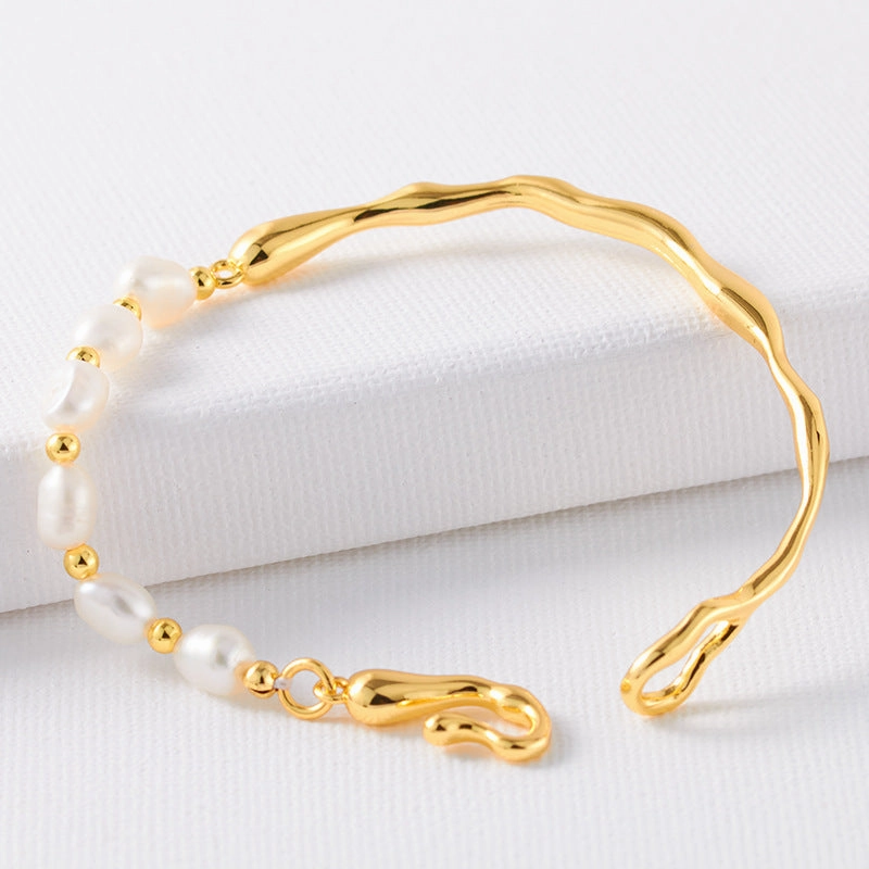 Wholesale French Natural Baroque Pearl Asymmetric  Stainless Steel Bracelet