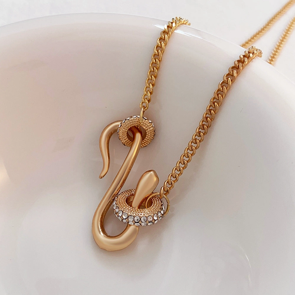Wholesale Full Diamond Exaggerated Snake Shaped Animal Collarbone Zinc Alloy Necklace
