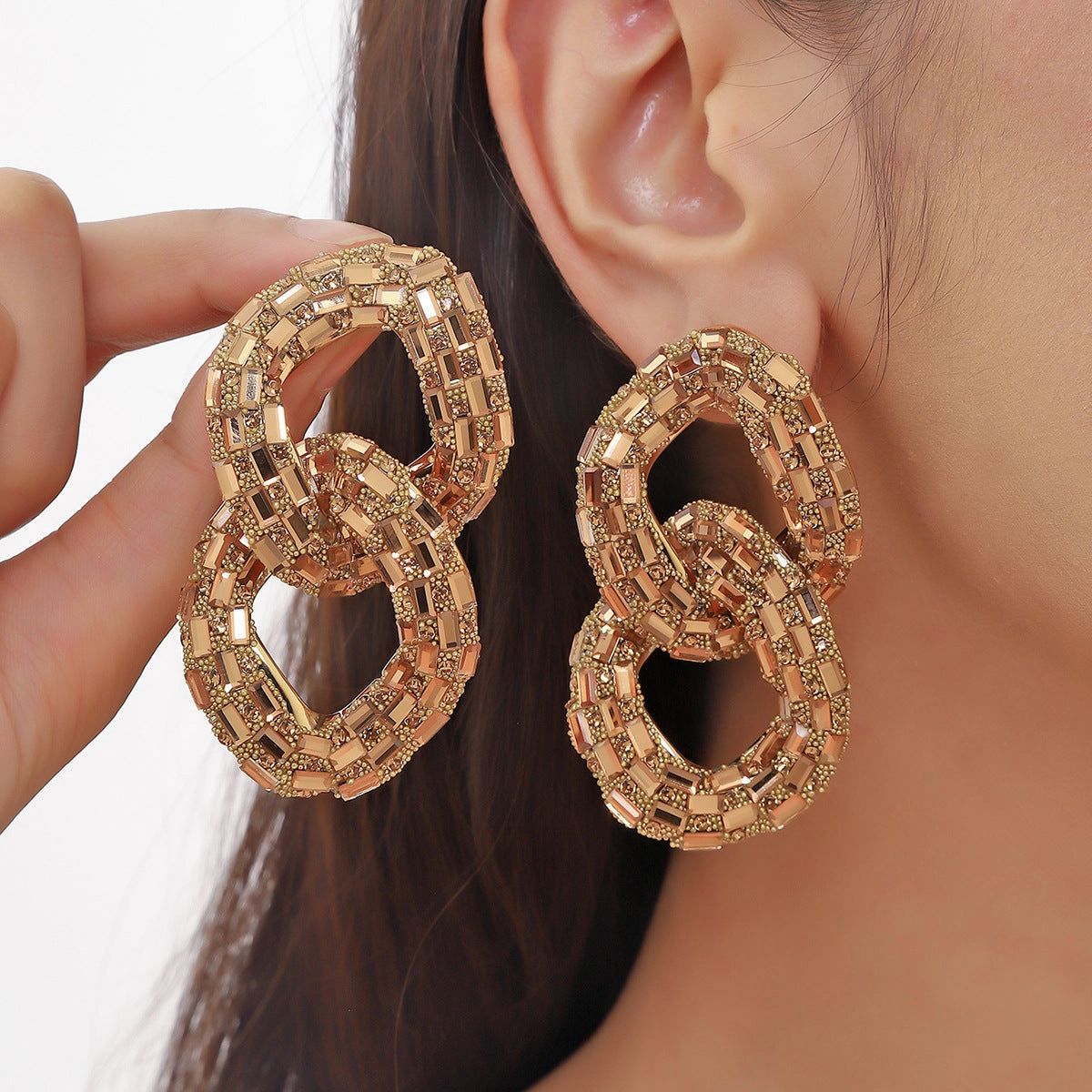 Wholesale Full Diamond Shiny Chain Shaped Metal Earrings