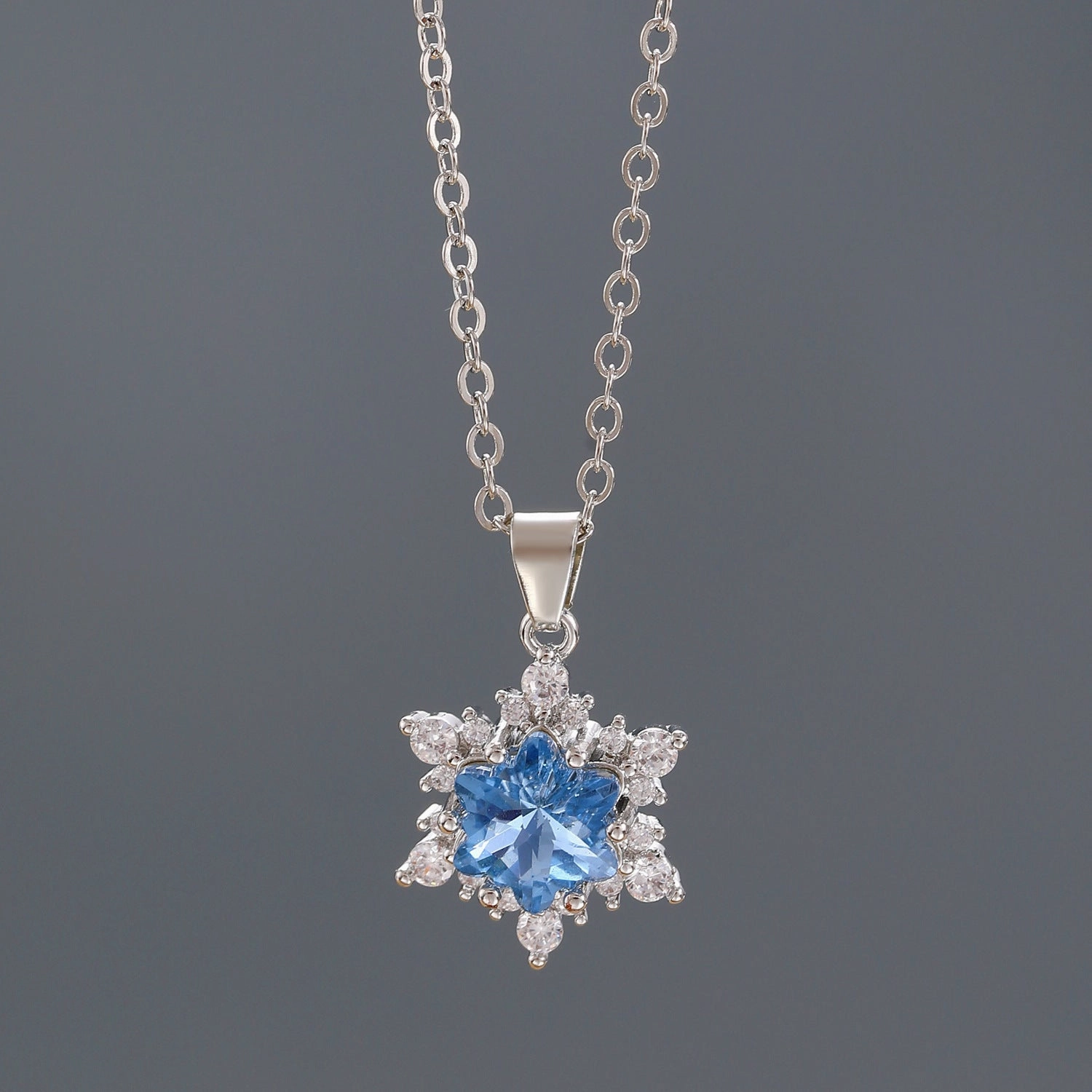 Wholesale full diamond snowflake necklace women's fashion simple Joker autumn and winter sweater chain