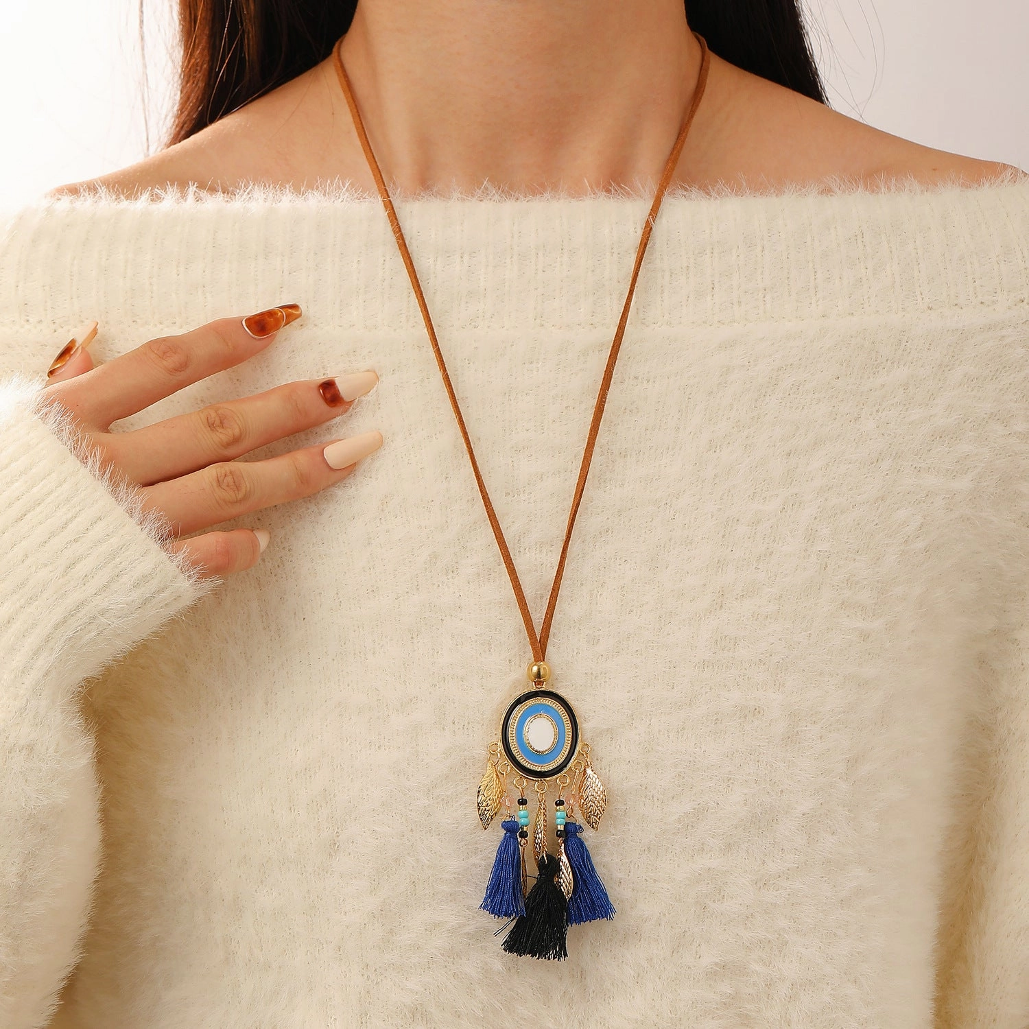 Wholesale full diamond snowflake necklace women's fashion simple Joker autumn and winter sweater chain