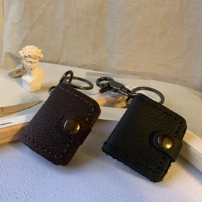Wholesale Genuine Leather Mini Photo Frame Keychains