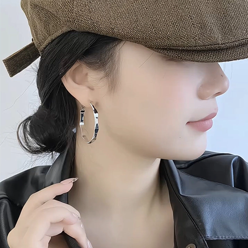 Wholesale Geometric Irregular Cool S925 Silver Needle Ear Ring