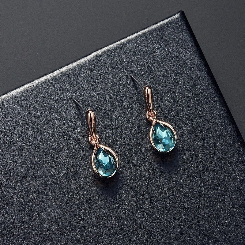 Wholesale Geometric Niche Light Luxury Versatile High-end Earrings and Necklace Set
